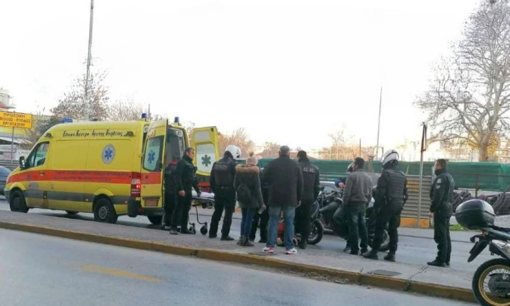 Τροχαίο ατύχημα με εγκατάλειψη στο κέντρο της Θεσσαλονίκης